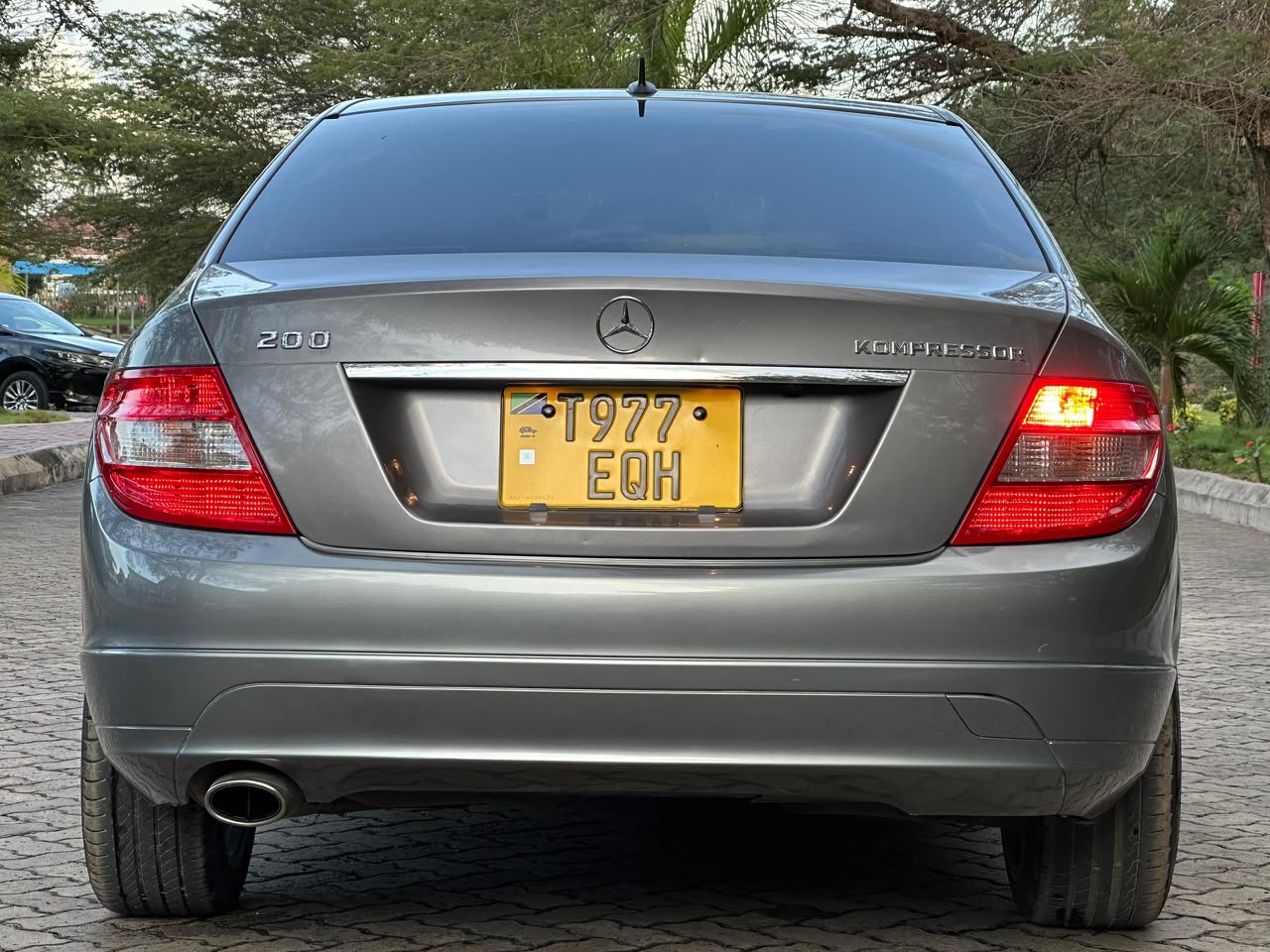 MERCEDES BENZ C 200 thumbnail 4